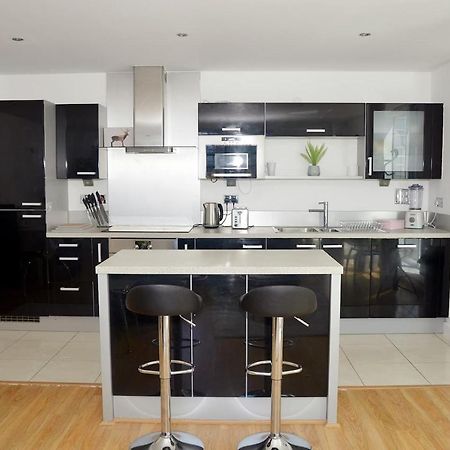 Апартаменты Excel Luxury Flat Лондон Экстерьер фото
