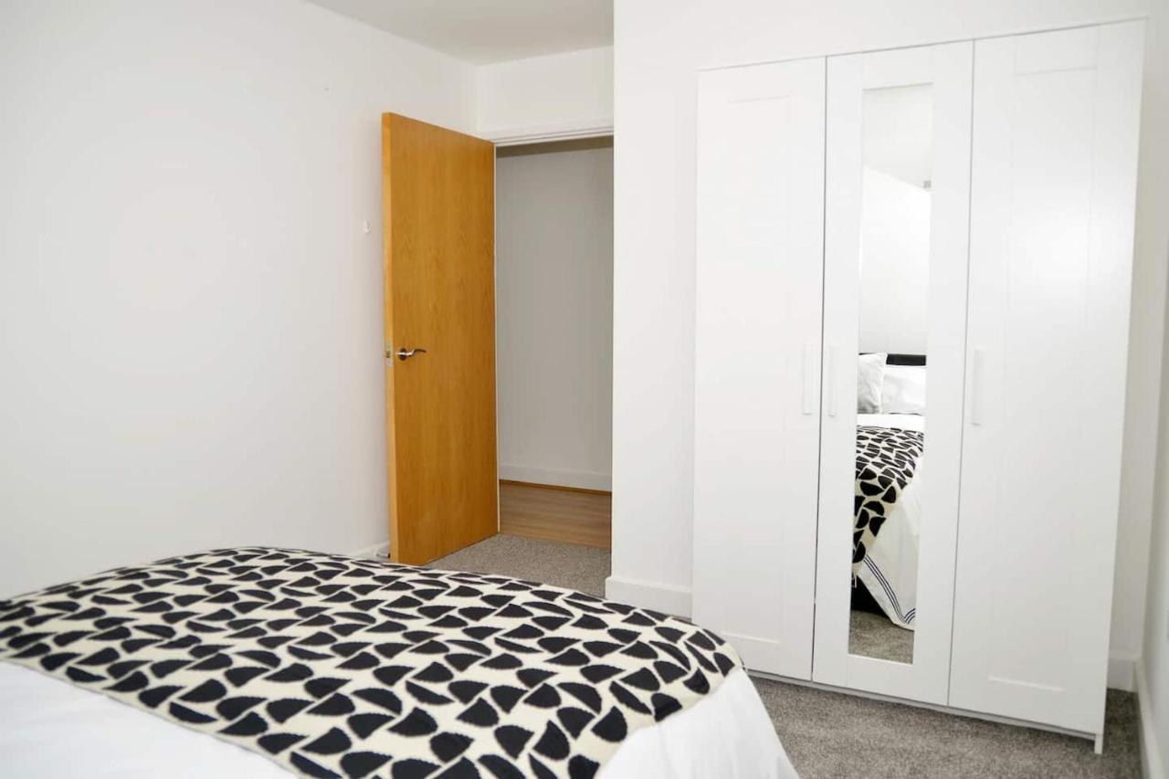 Апартаменты Excel Luxury Flat Лондон Экстерьер фото